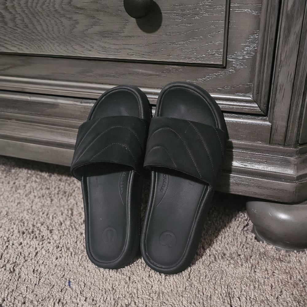 Lululemon Slides